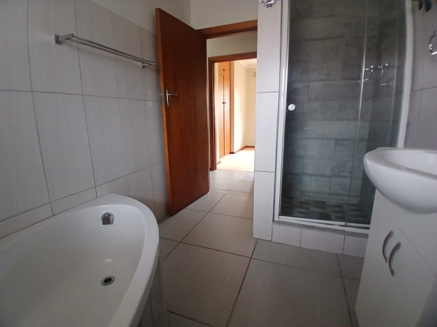 4 Bedroom Property for Sale in Hartenbos Central Western Cape